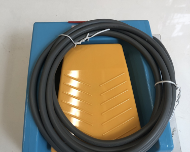 Công tắc bàn đạp HRF-M5Y